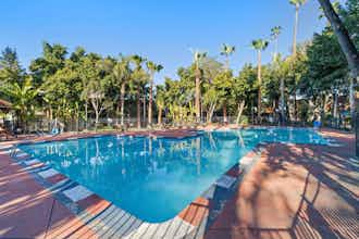 Hotel Sure Stay By Best Western Bakersfield Central photo 1