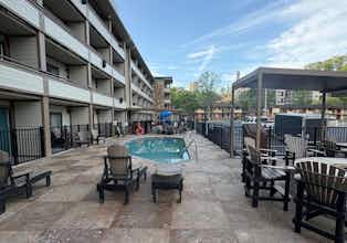 Hotel Best Western Johnson's Inn Downtown Gatlinburg photo 3