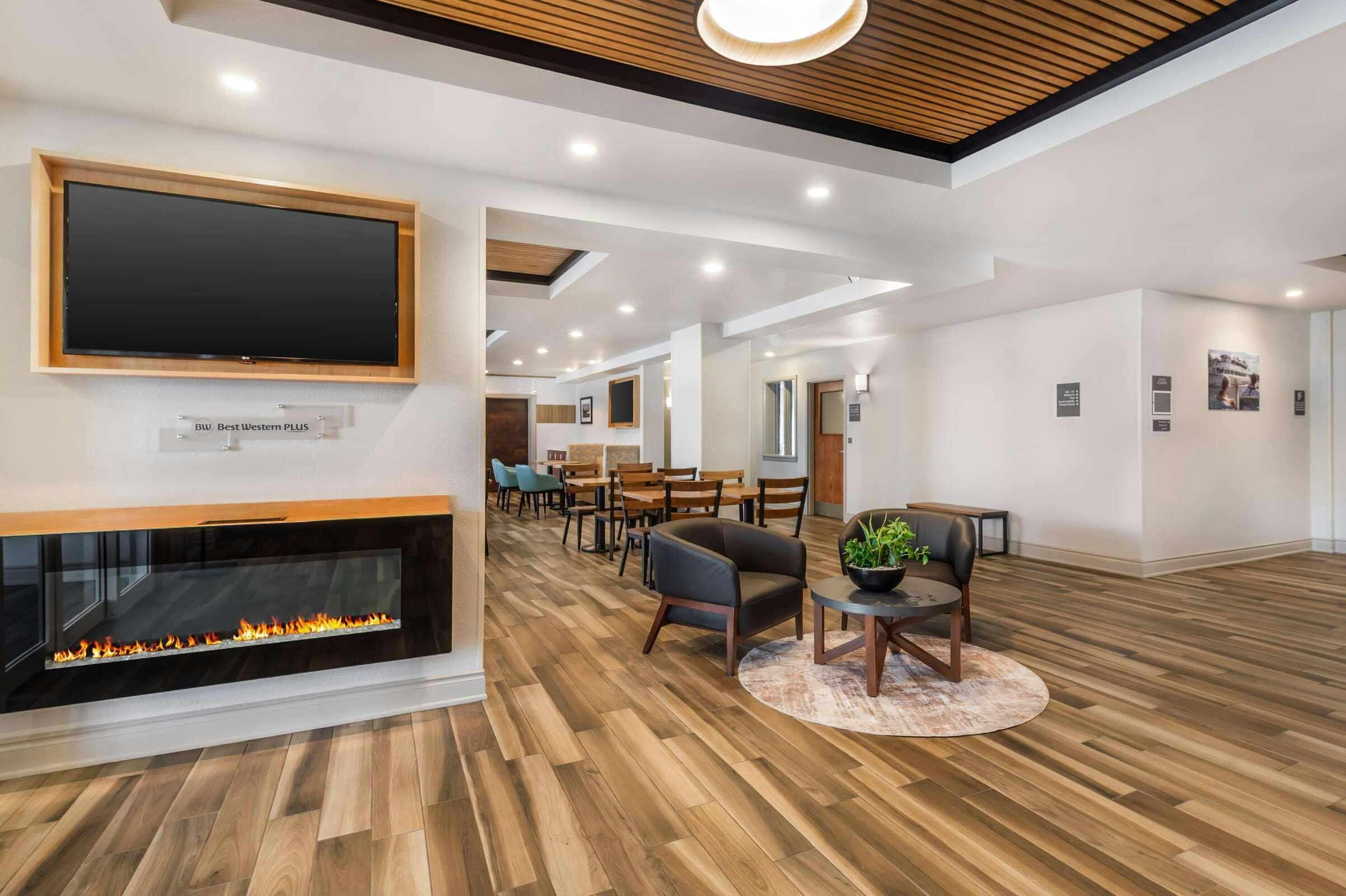 Hotel Best Western Plus 1000 Islands Hotel & Suites photo 3