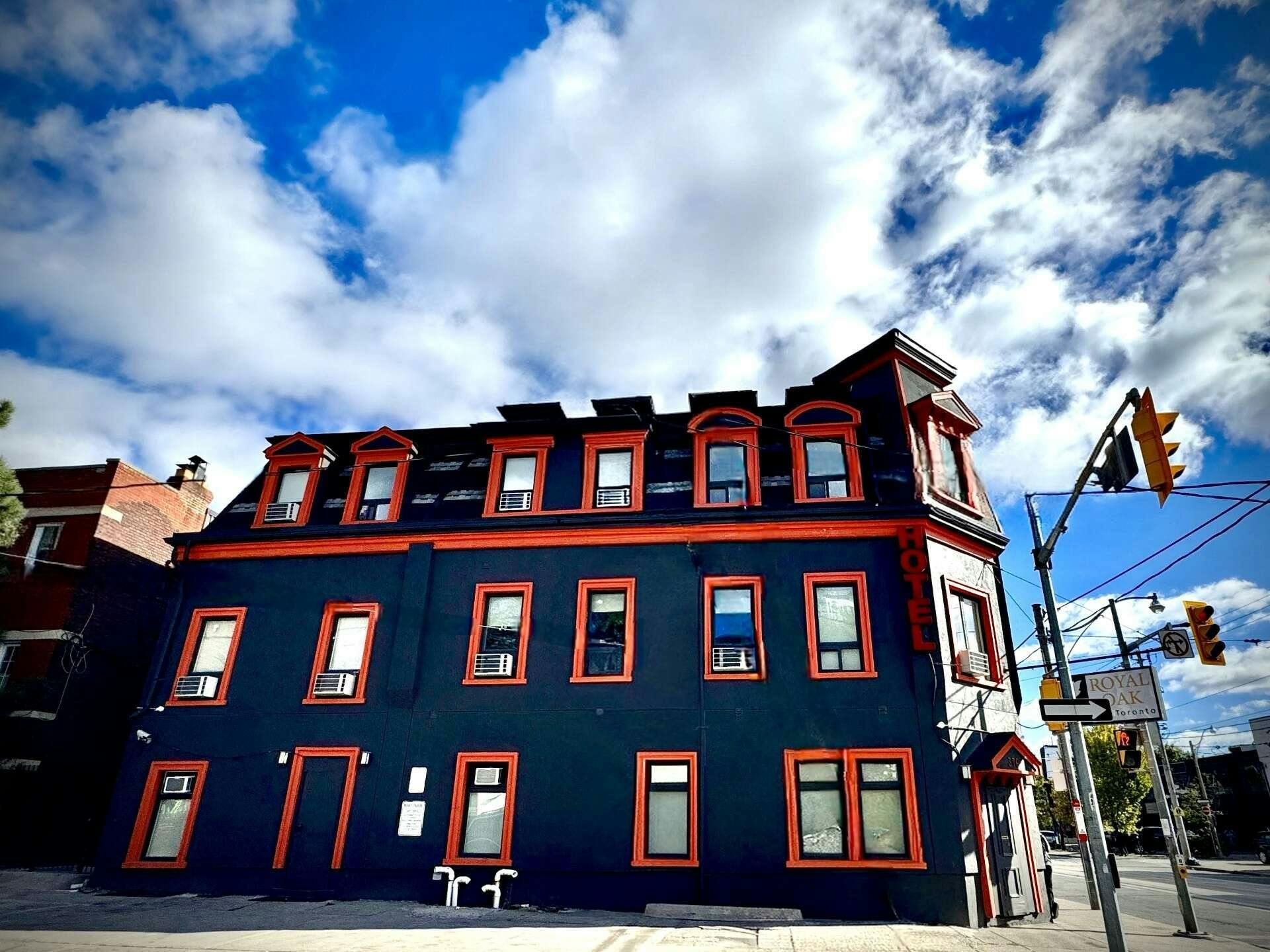 Royal Oak Inn Downtown Toronto