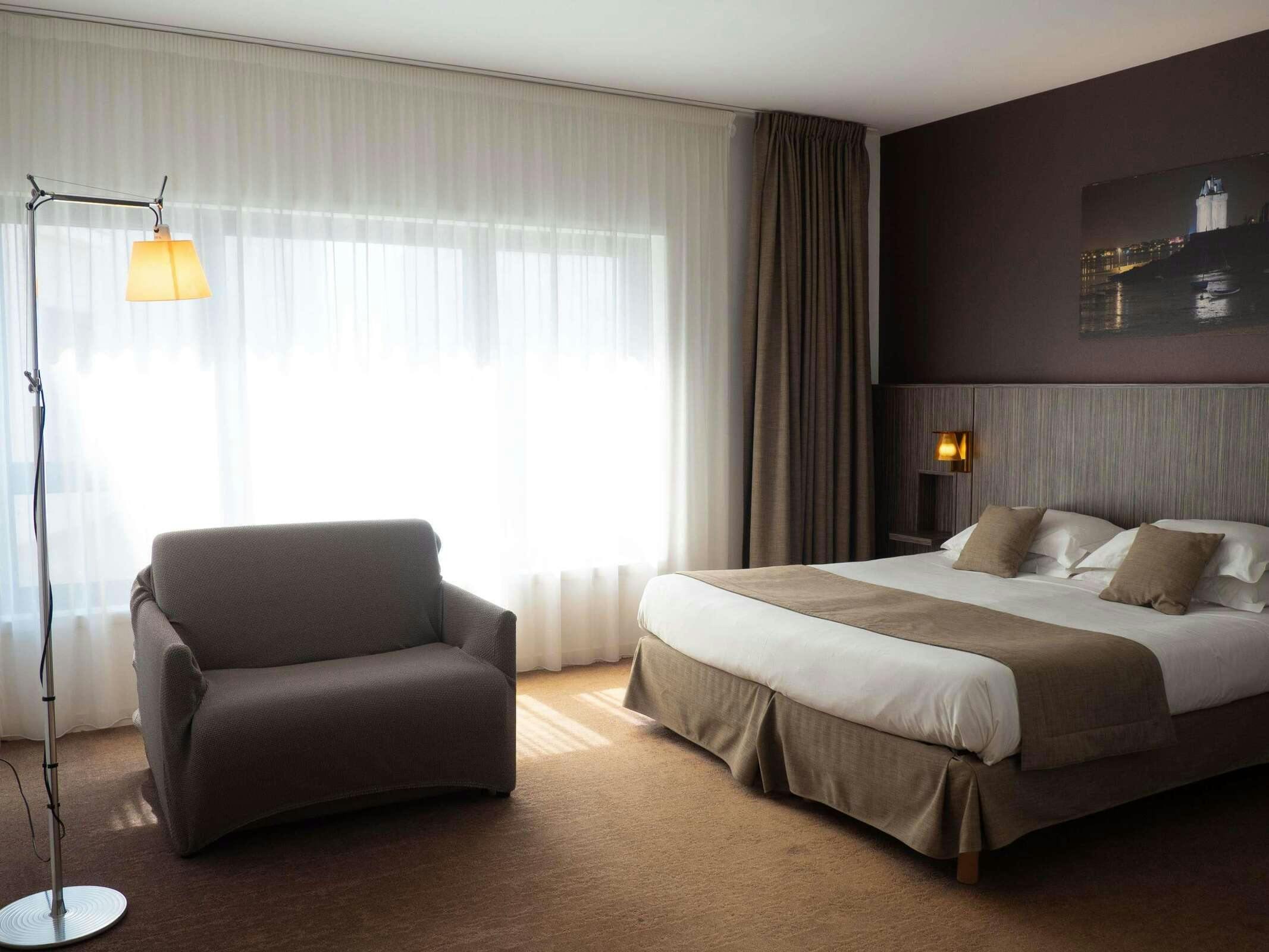 Hotel Hôtel Mercure Saint Malo Balmoral photo 3
