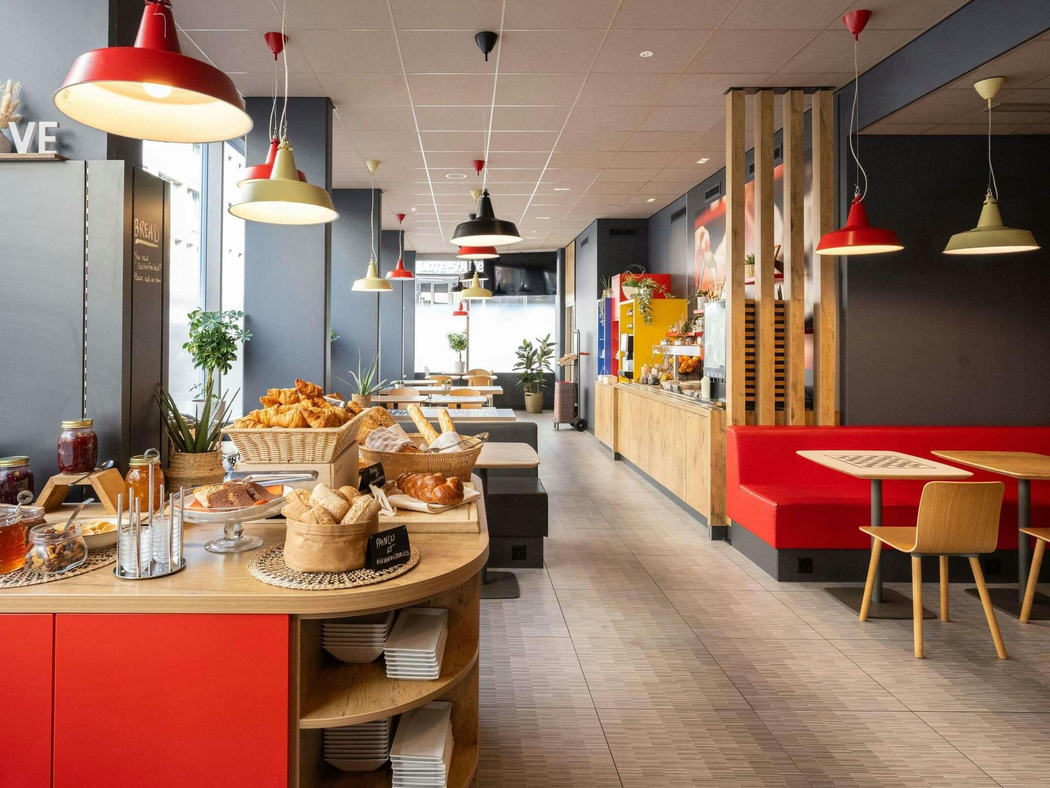 Hotel Ibis Geneve Centre Lac photo 2