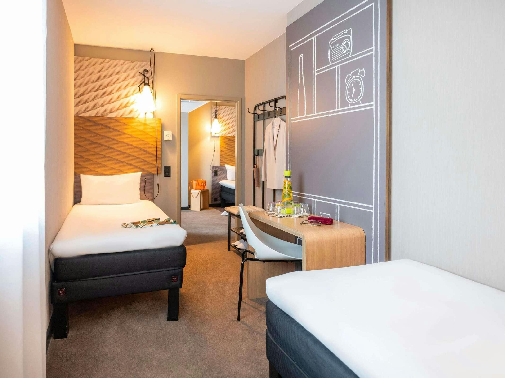 Hotel Ibis Geneve Centre Lac photo 3