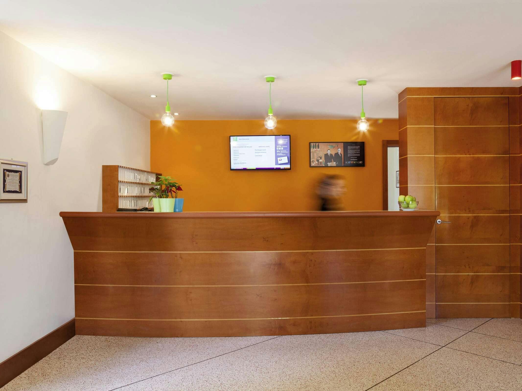 Hotel Ibis Styles Bari Giovinazzo photo 3