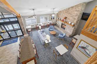 Hotel AmericInn White Bear Lake photo 5