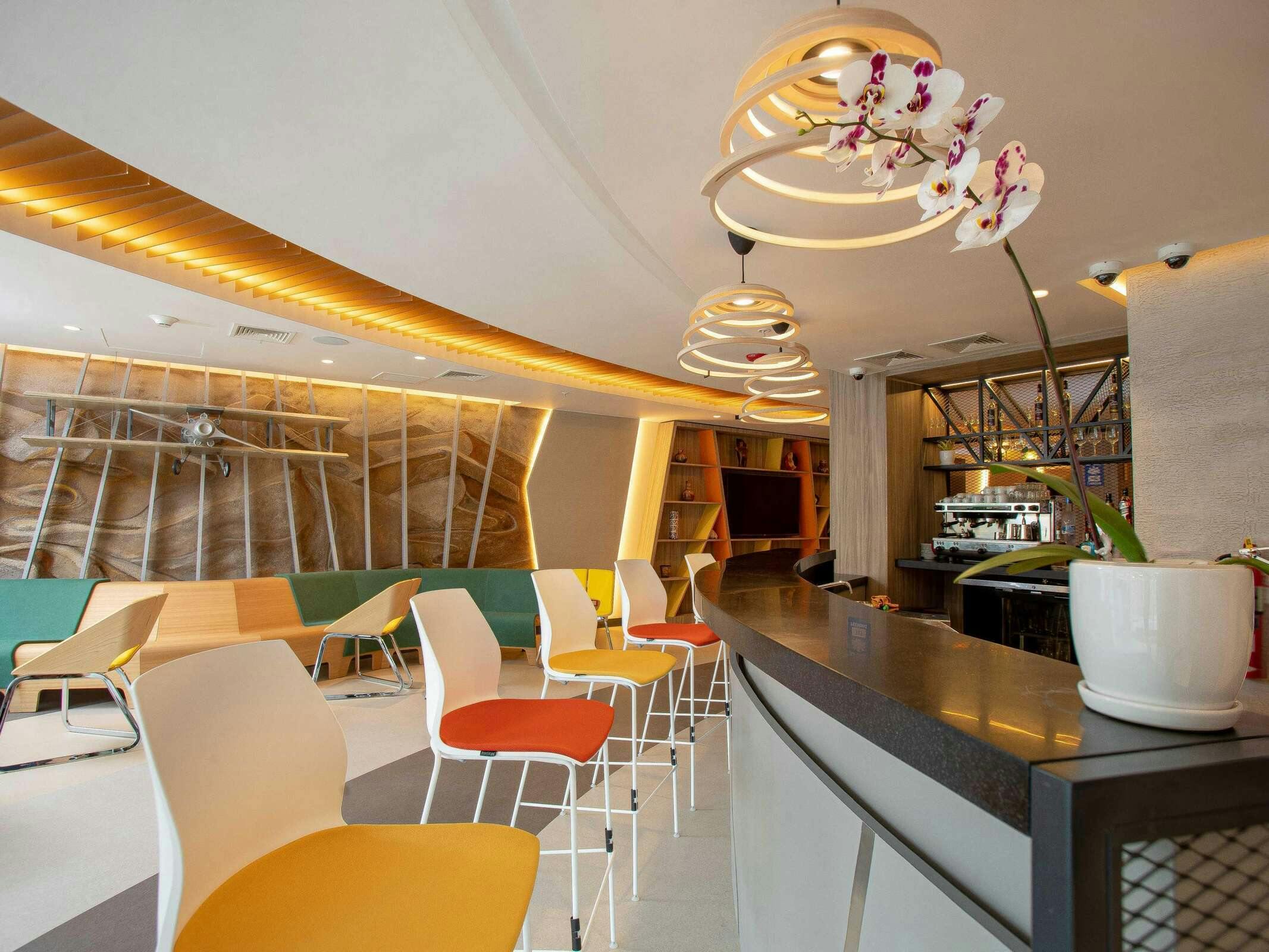 Hotel Ibis Styles Lima Benavides Miraflores photo 2