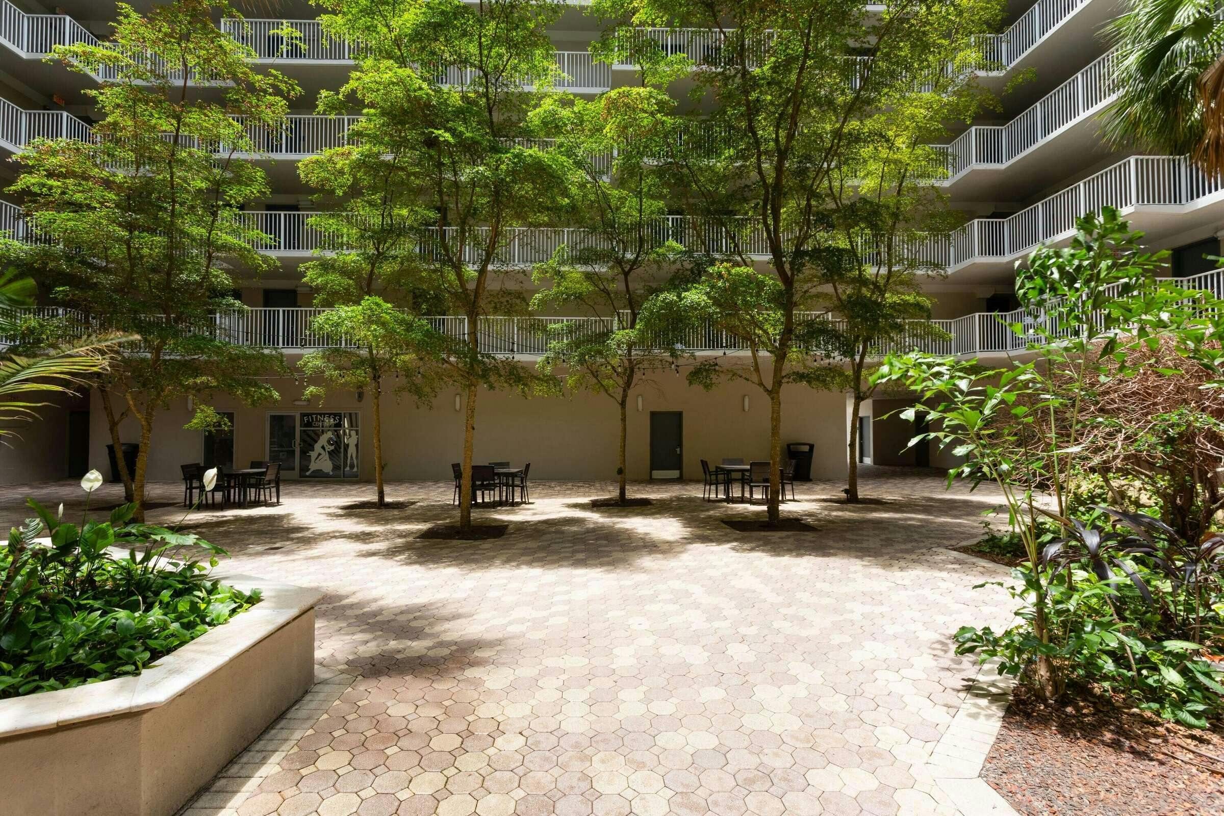 Hotel Wyndham I-Drive Avanti Resort photo 1