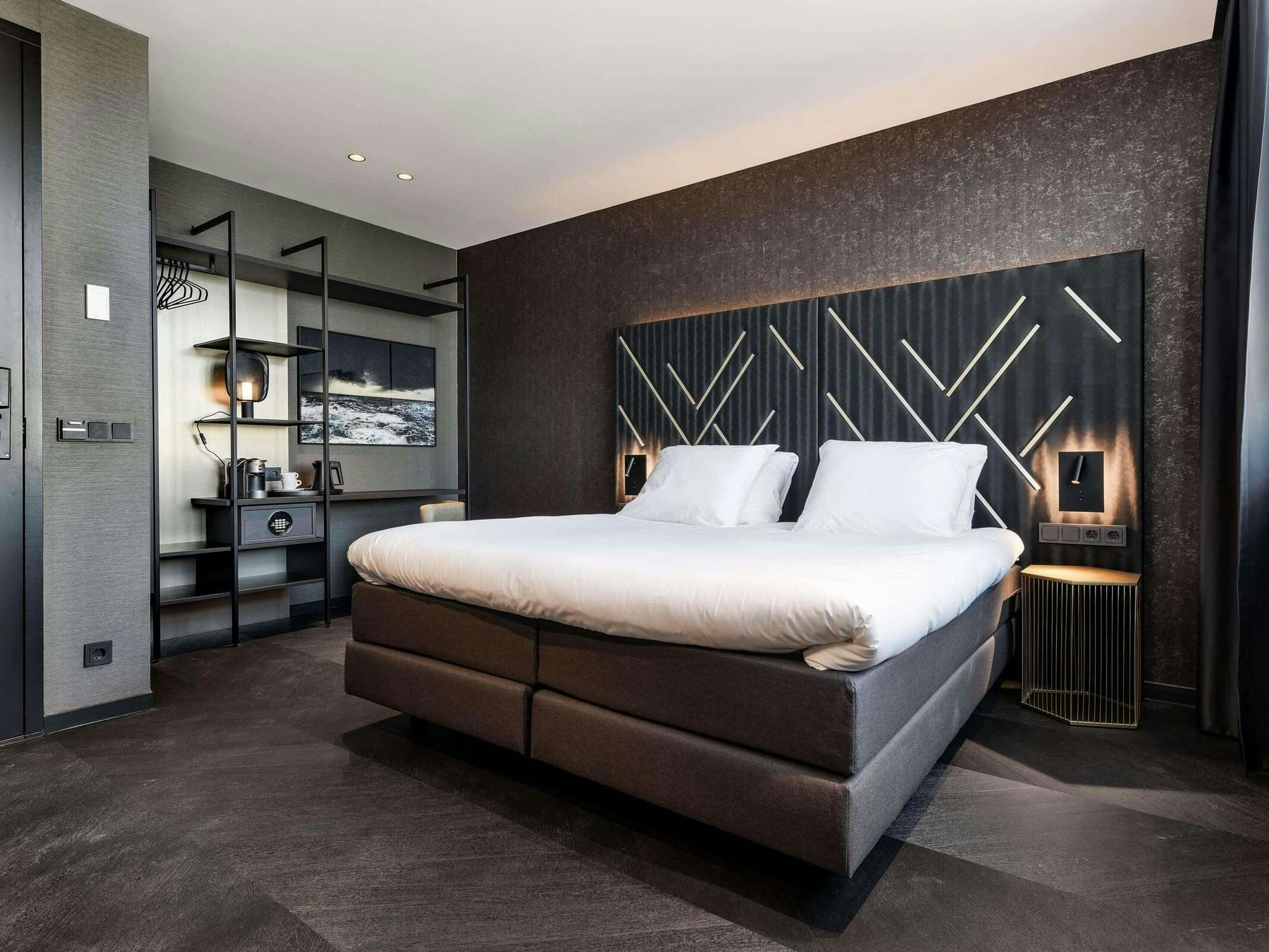 Le Marin Hotel Rotterdam City Handwritten Collection
