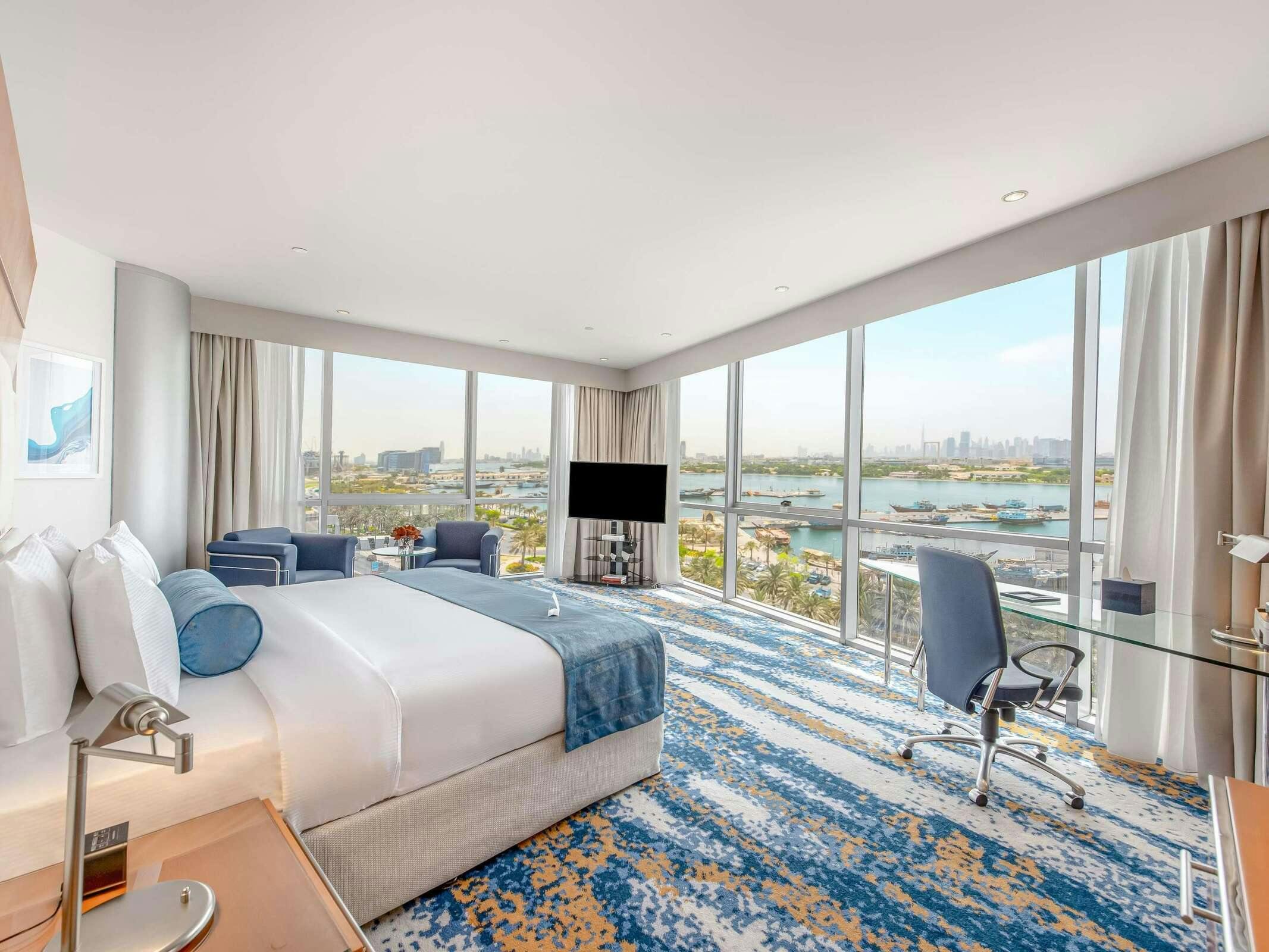 Hotel Mövenpick Dubai Creek photo 4