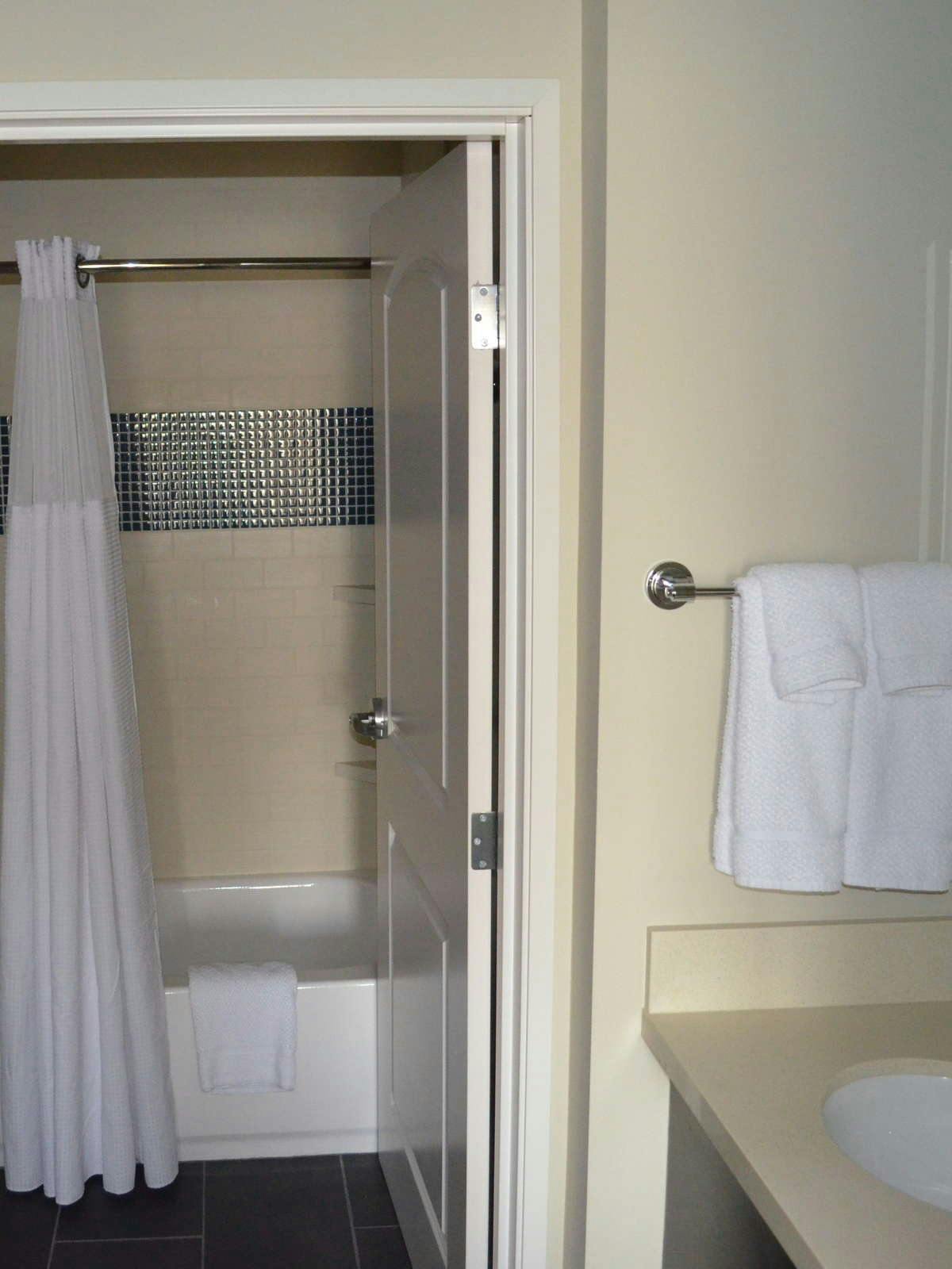 Hotel Staybridge Suites Bowling Green photo 4