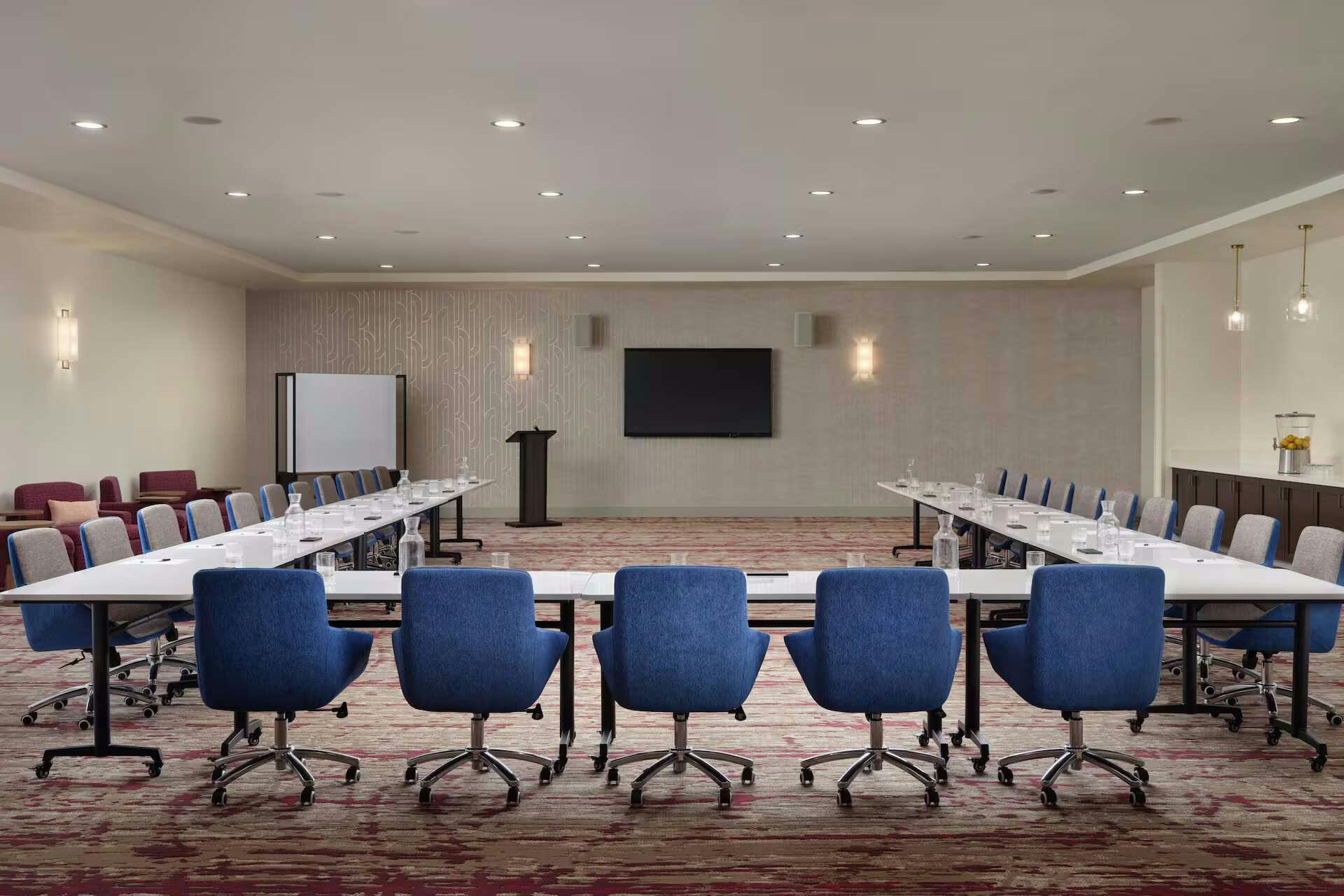 Hotel Hilton Garden Inn Merced photo 4