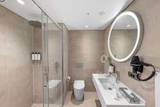 Hotel Crowne Plaza Istanbul Zeytinburnu By Ihg photo 4