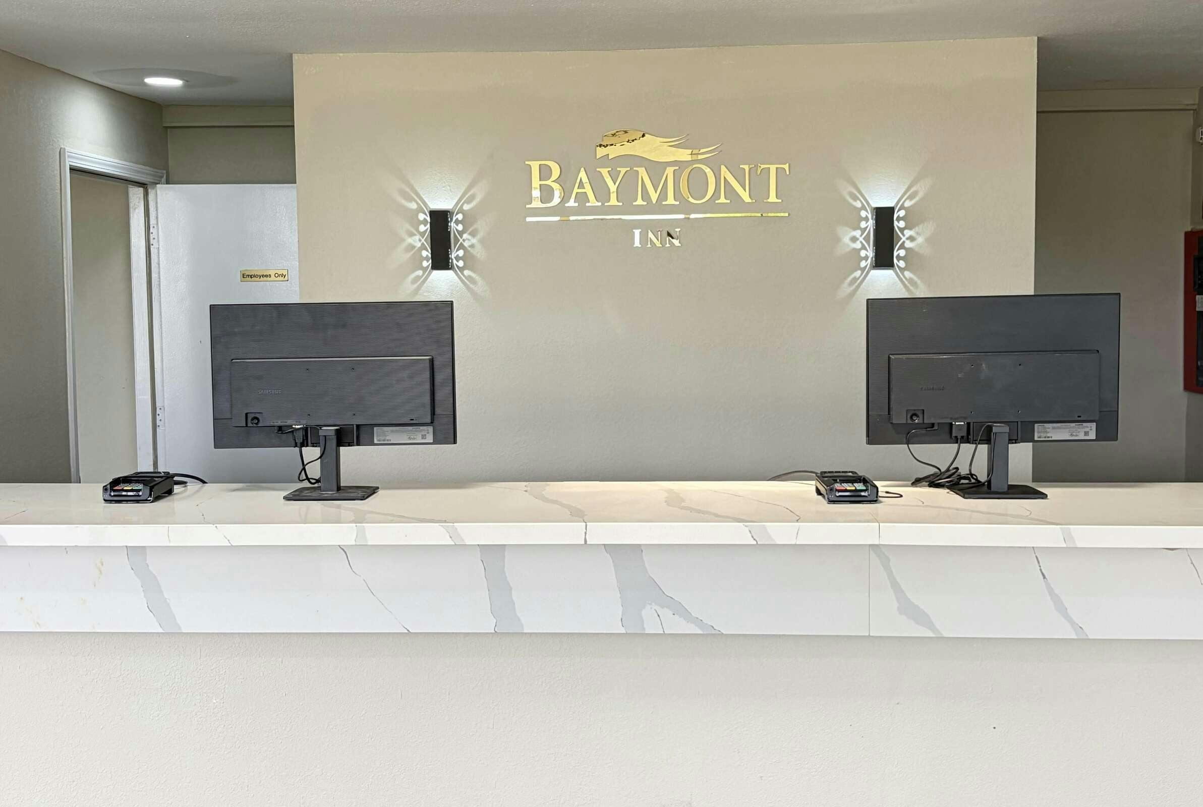 Hotel Baymont Pensacola at NAS Corry photo 2