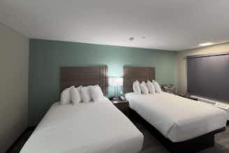 Hotel Baymont Pensacola at NAS Corry photo 5