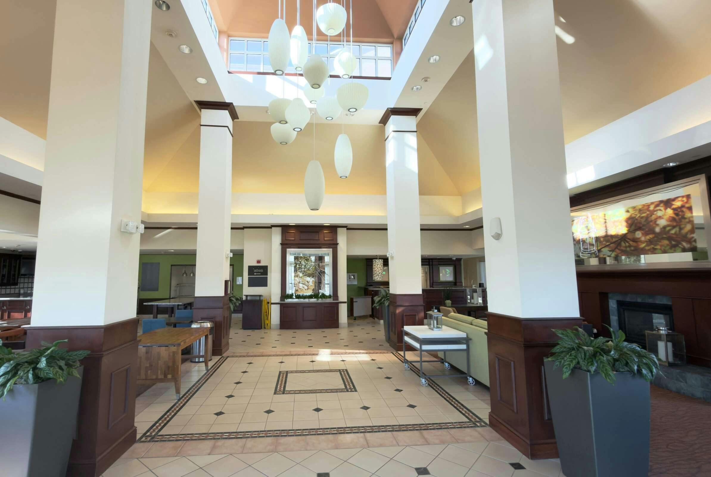 Hotel Wingate St. Paul Oakdale photo 3
