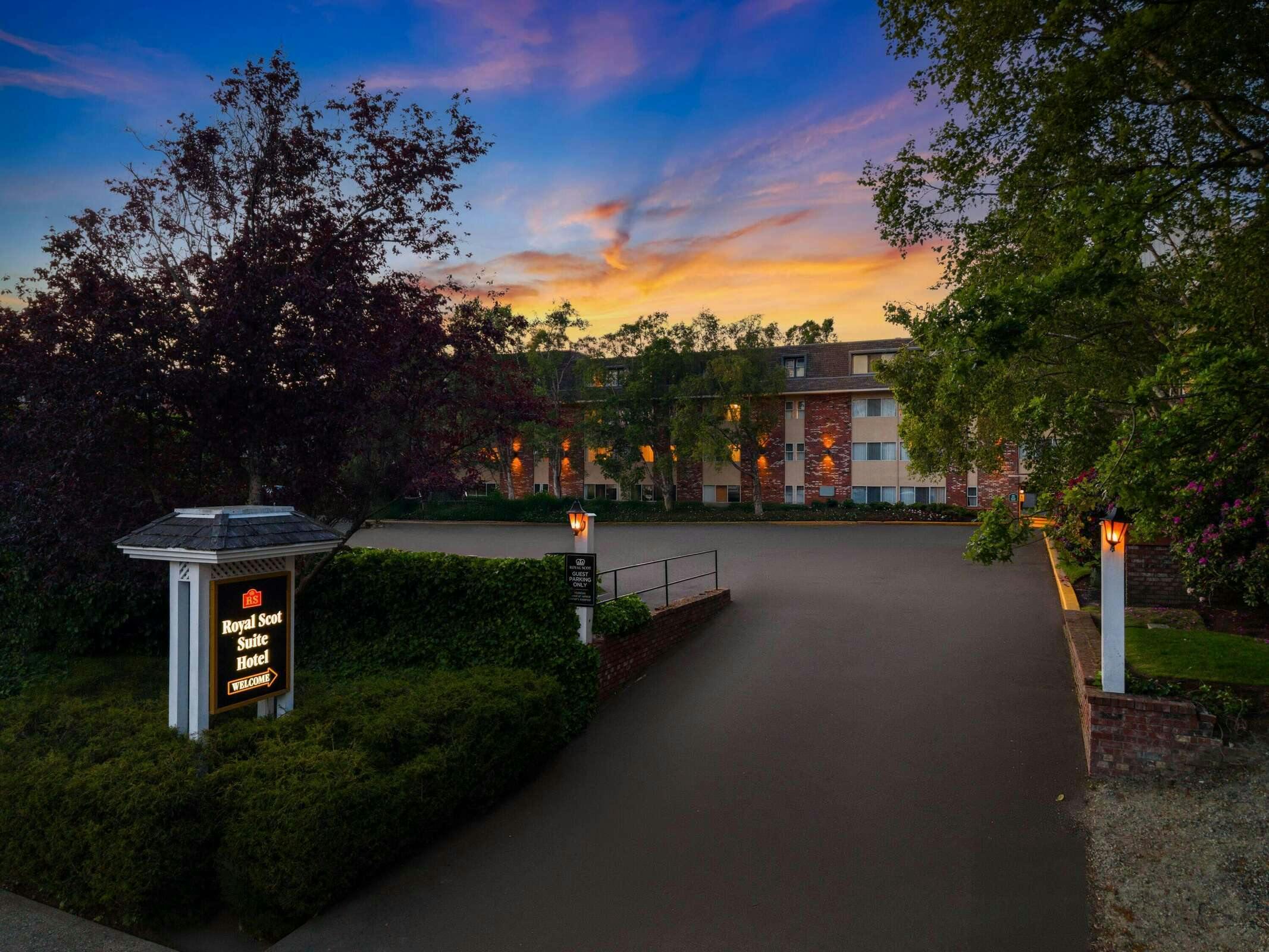 Hotel Royal Scot Hotel Trademark photo 1