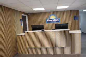 Hotel Days Inn La Crosse photo 1