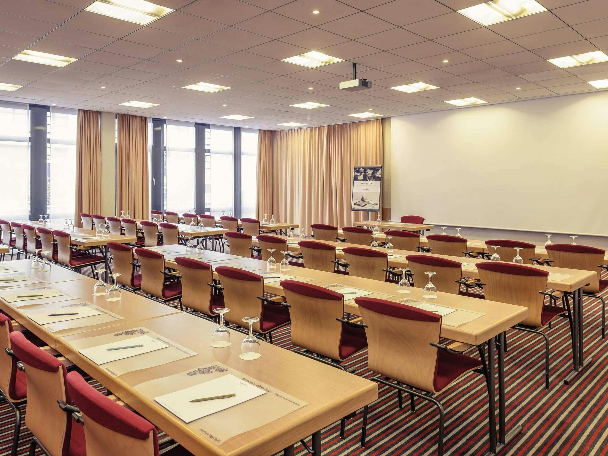 Hotel Mercure Hotel Frankfurt Eschborn Ost photo 1
