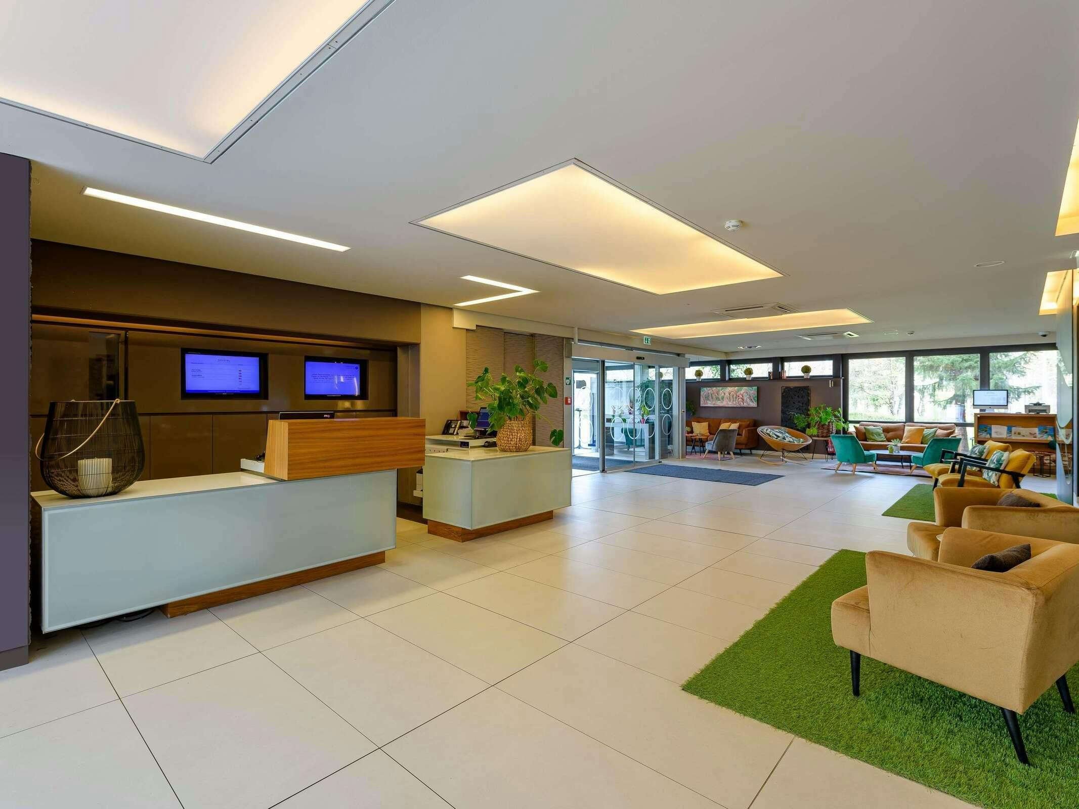 Hotel Novotel Nürnberg Messezentrum photo 4