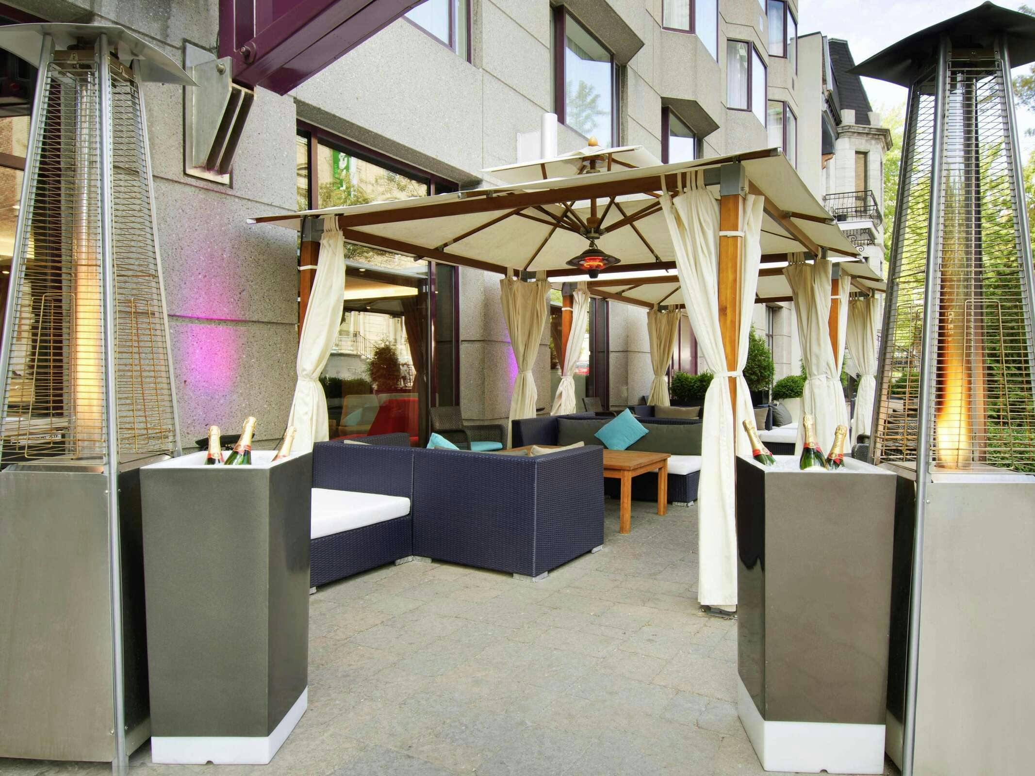 Hotel Novotel Montreal Centre photo 1