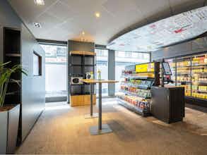 Hotel Ibis Brussels City Centre photo 2