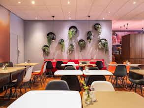 Hotel Ibis Gent Centrum Opera photo 2