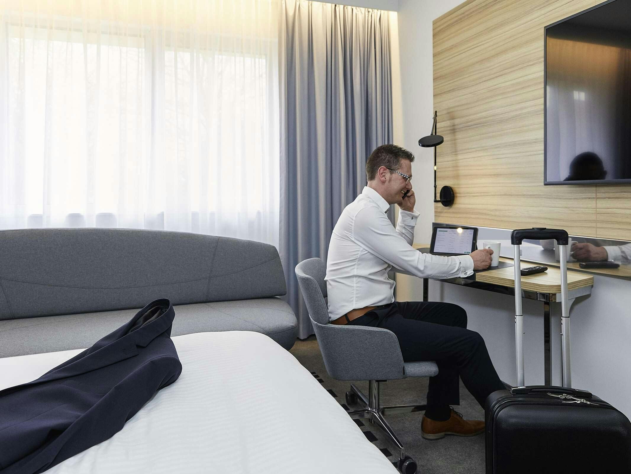 Hotel Novotel Ieper Centrum Flanders Fields photo 1