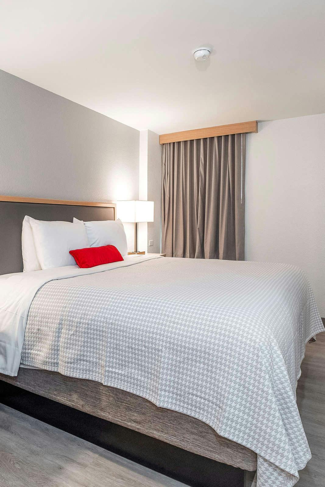 Hotel St. Clair Hotel - Magnificent Mile photo 1