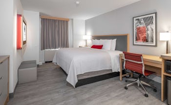 St. Clair Hotel - Magnificent Mile