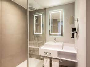 Hotel Novotel Hamburg City Alster photo 3