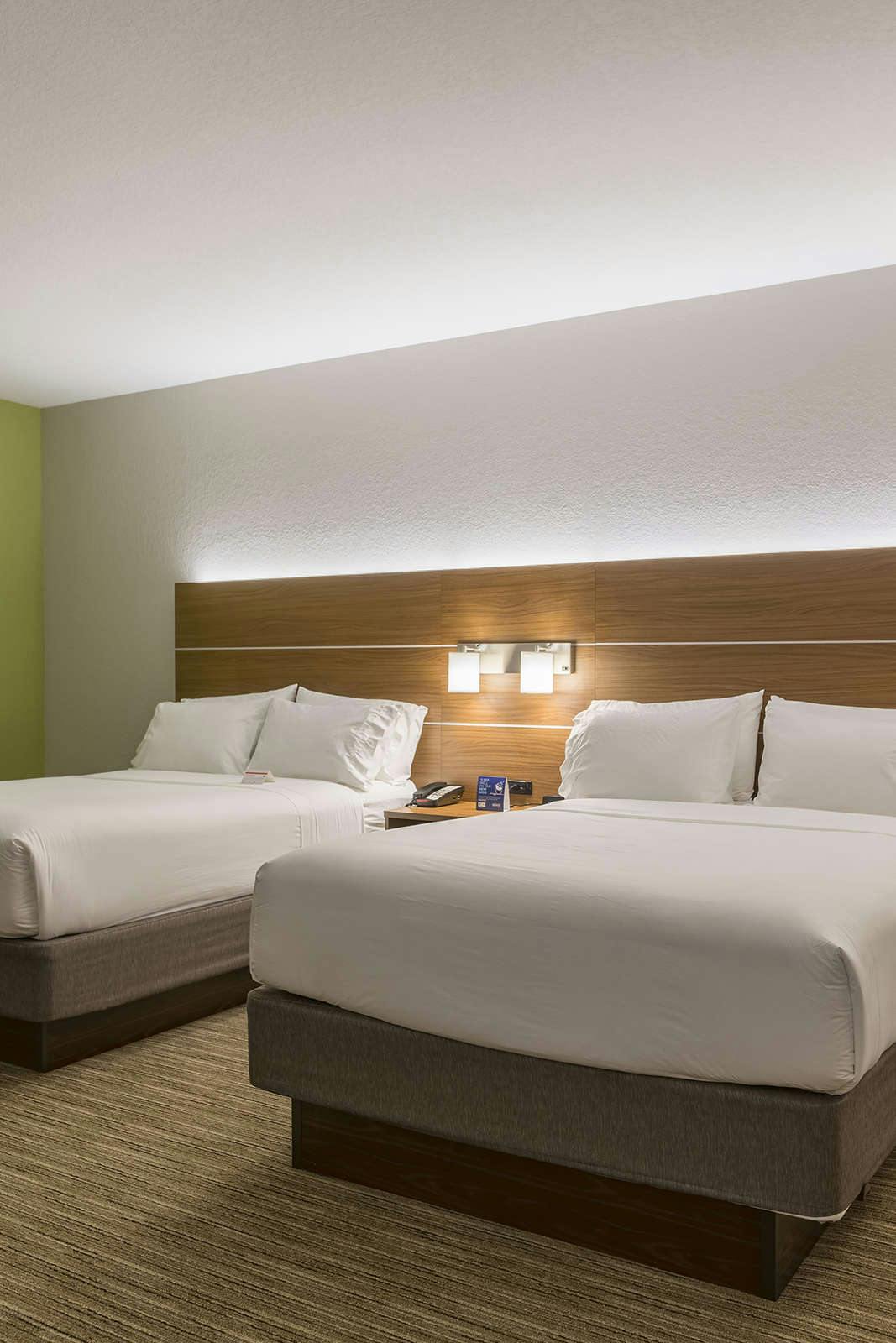 Hotel Holiday Inn Express & Suites San Marcos South photo 5