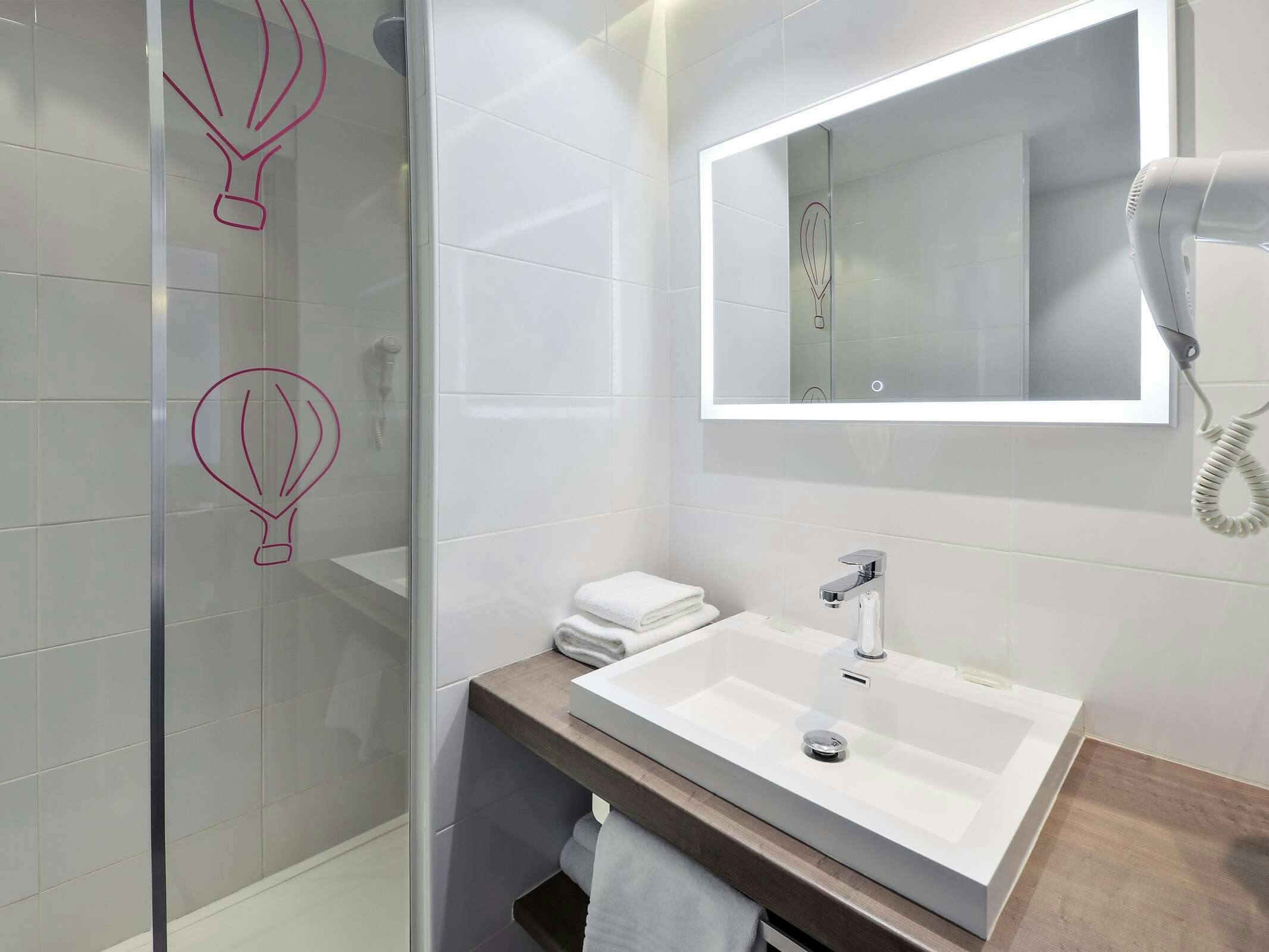 Hotel Hôtel Mercure Vienne Sud Chanas photo 4