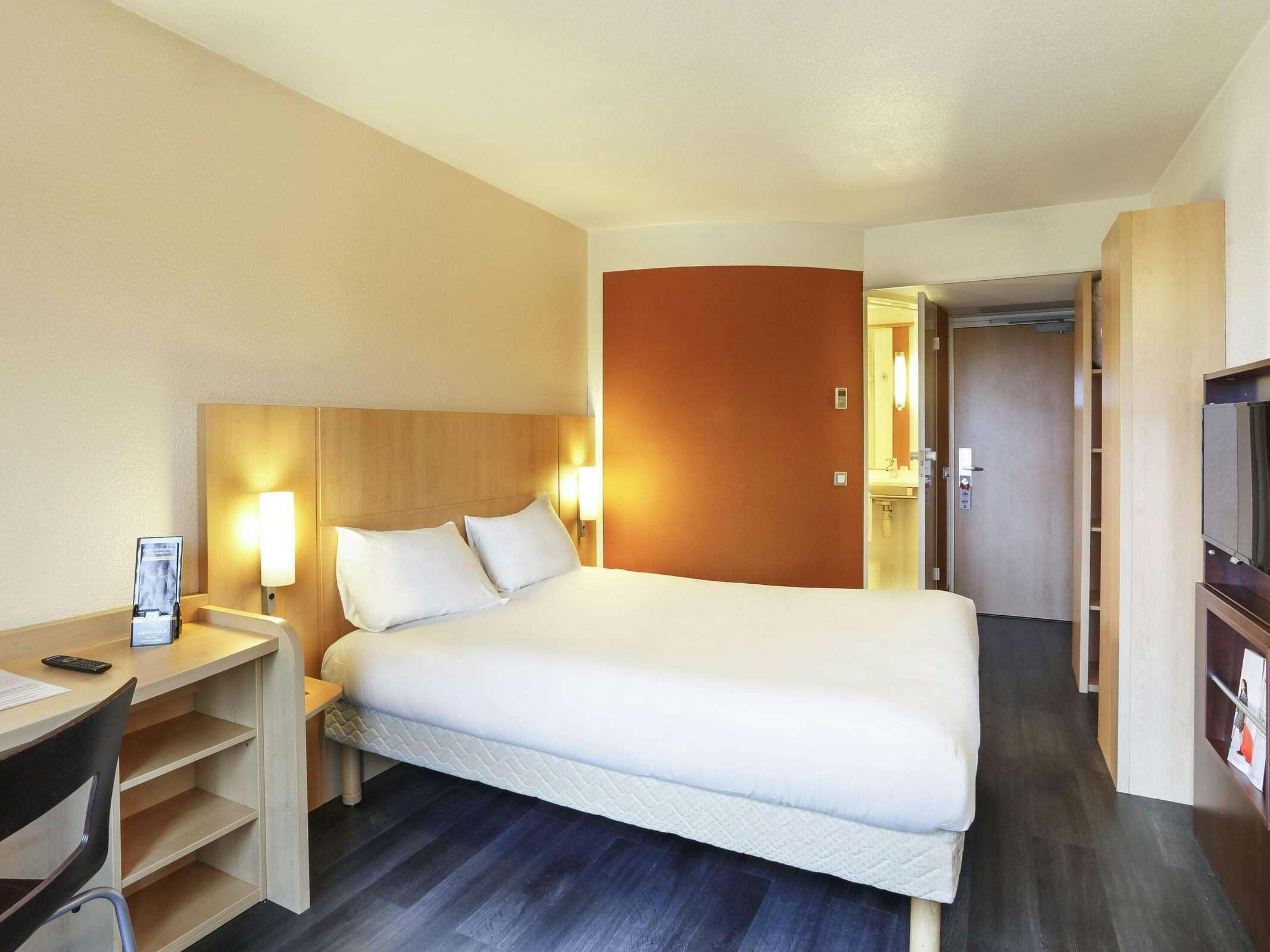 Hotel Ibis Étampes photo 5
