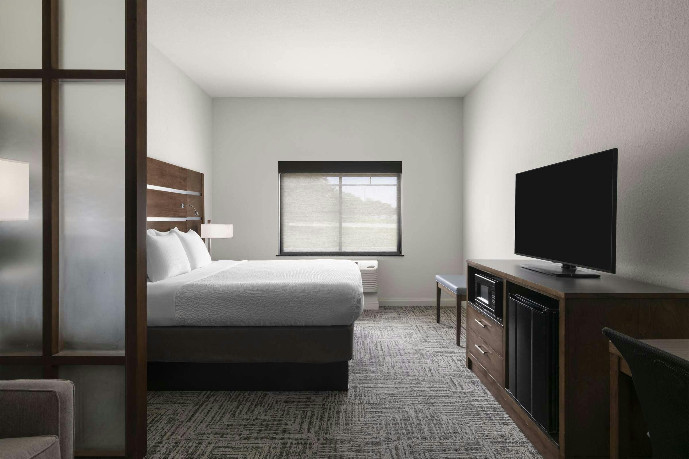 Best Western Plus College Station Inn & Suites