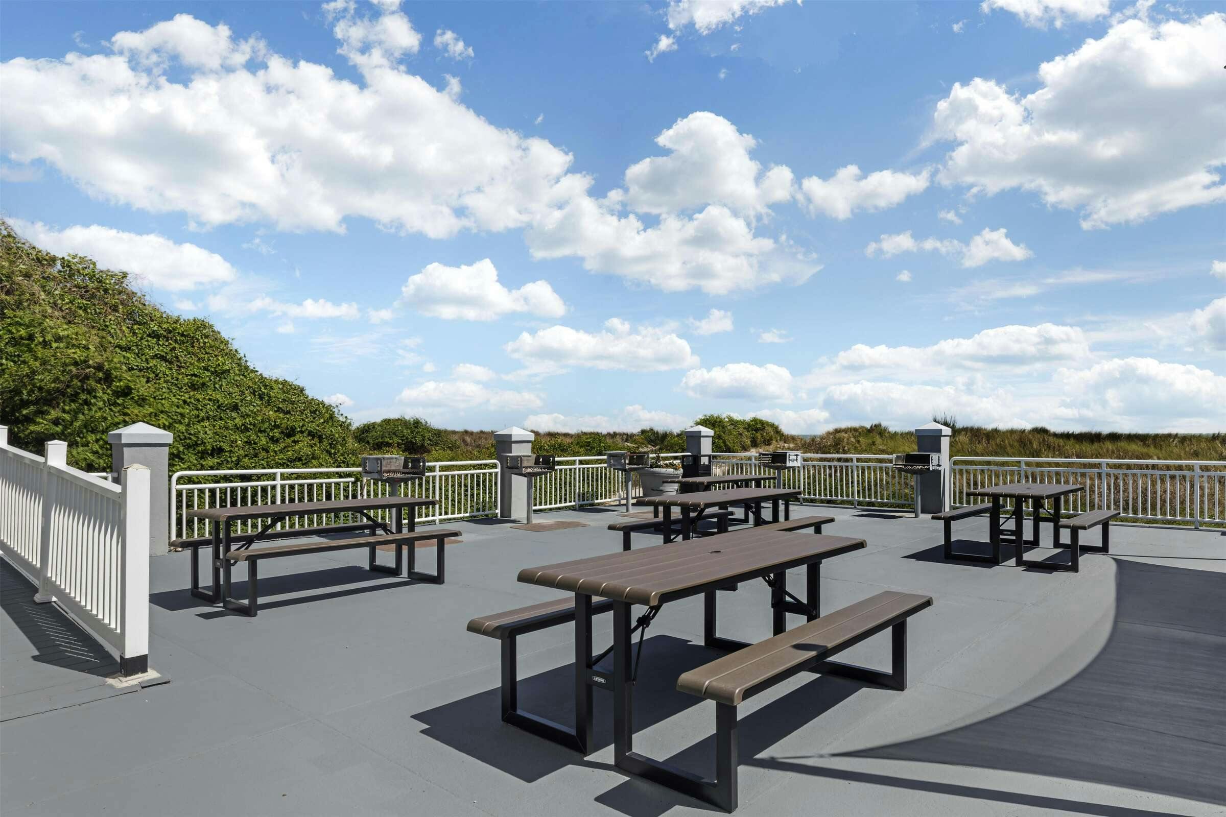 Hotel Best Western Plus Holiday Sands Inn & Suites photo 1