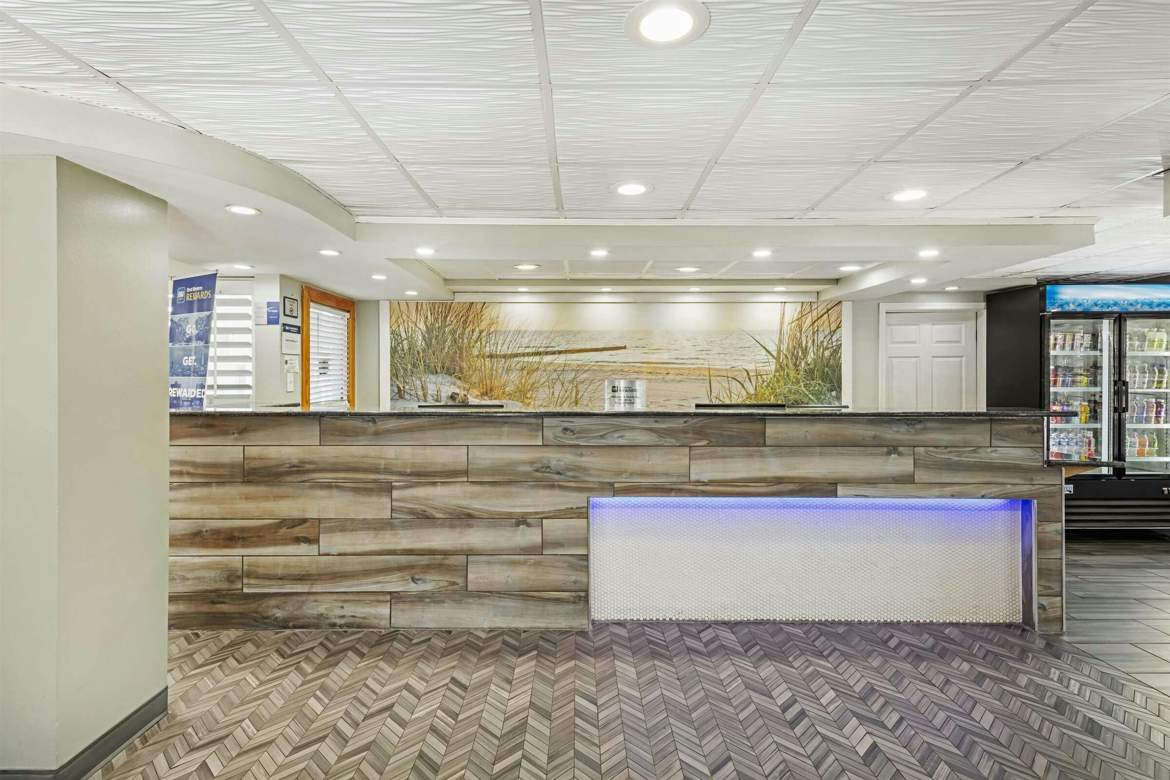 Hotel Best Western Plus Holiday Sands Inn & Suites photo 4