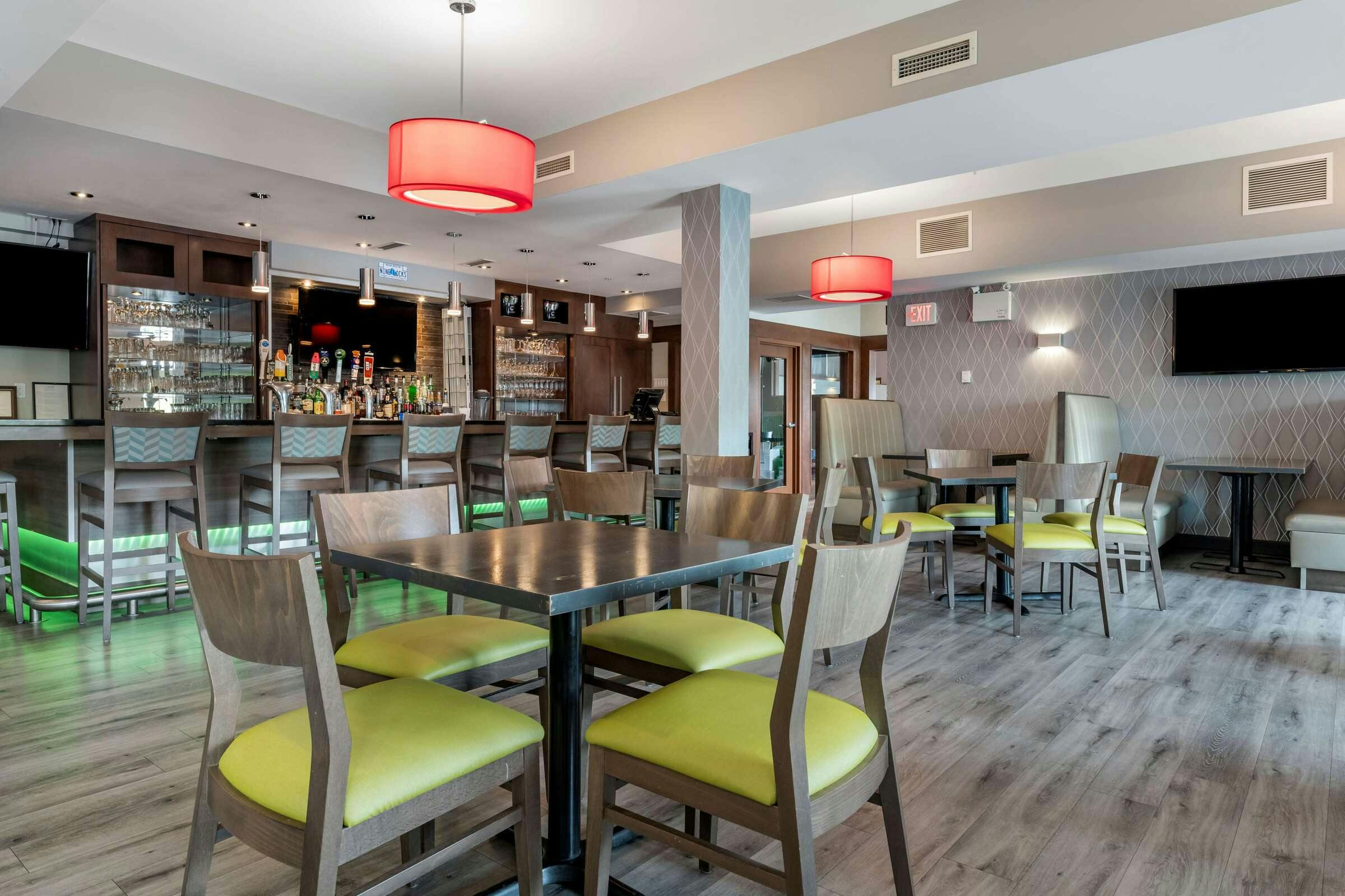 Hotel Best Western Plus Dartmouth Hotel & Suites photo 3