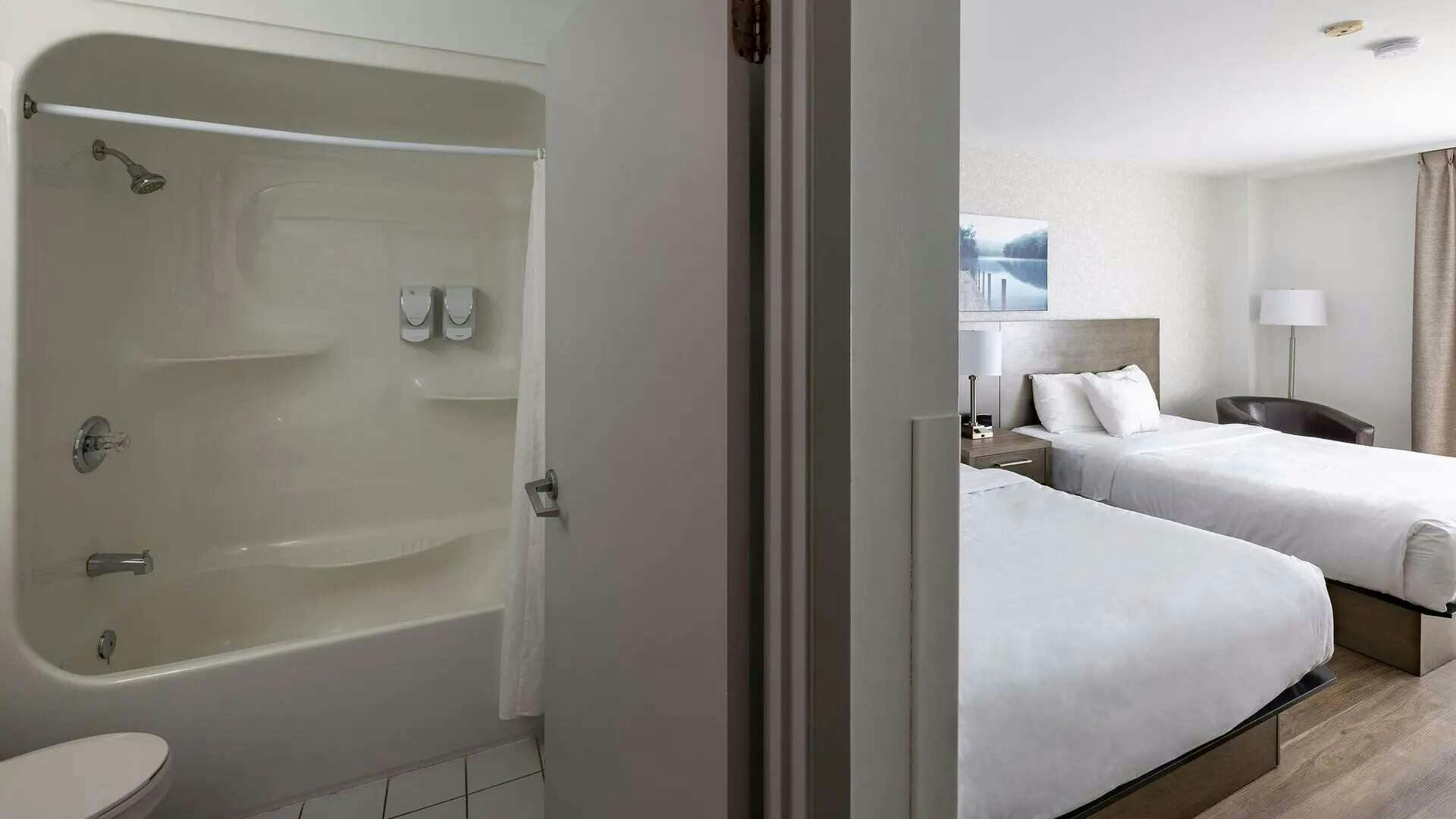 Hotel Repotel Airport Quebec photo 1