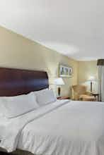 Hotel Hilton Garden Inn LAX El Segundo photo 1