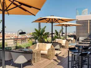 Hotel Novotel Valencia Lavant photo 4