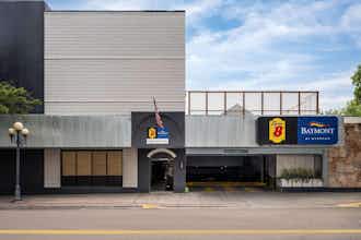 Hotel Super 8 Great Falls City Ctr photo 1