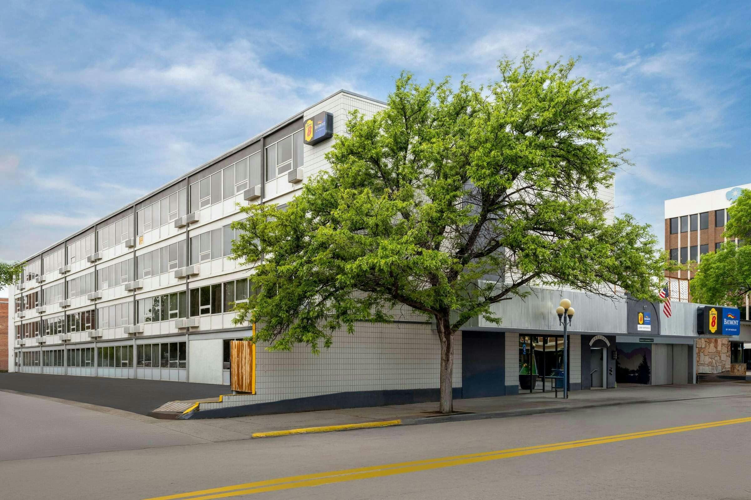 Hotel Super 8 Great Falls City Ctr photo 2