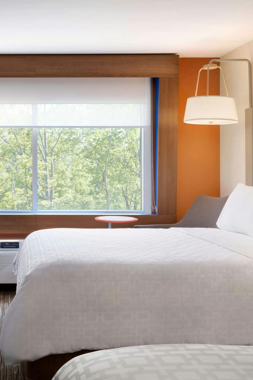 Hotel Holiday Inn Express Oneonta photo 5