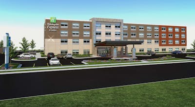Holiday Inn Express & Suites Lake Havasu London Bridge