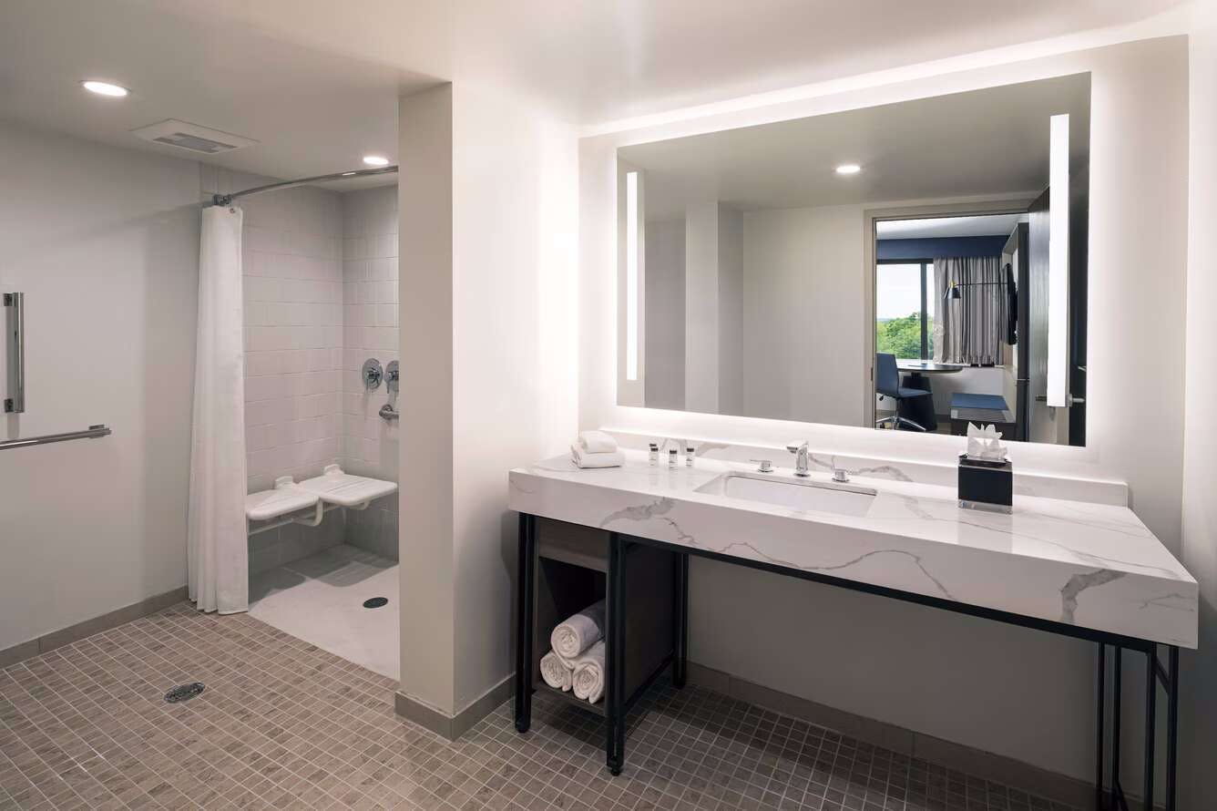 Hotel Sheraton Portland at Sable Oaks photo 4