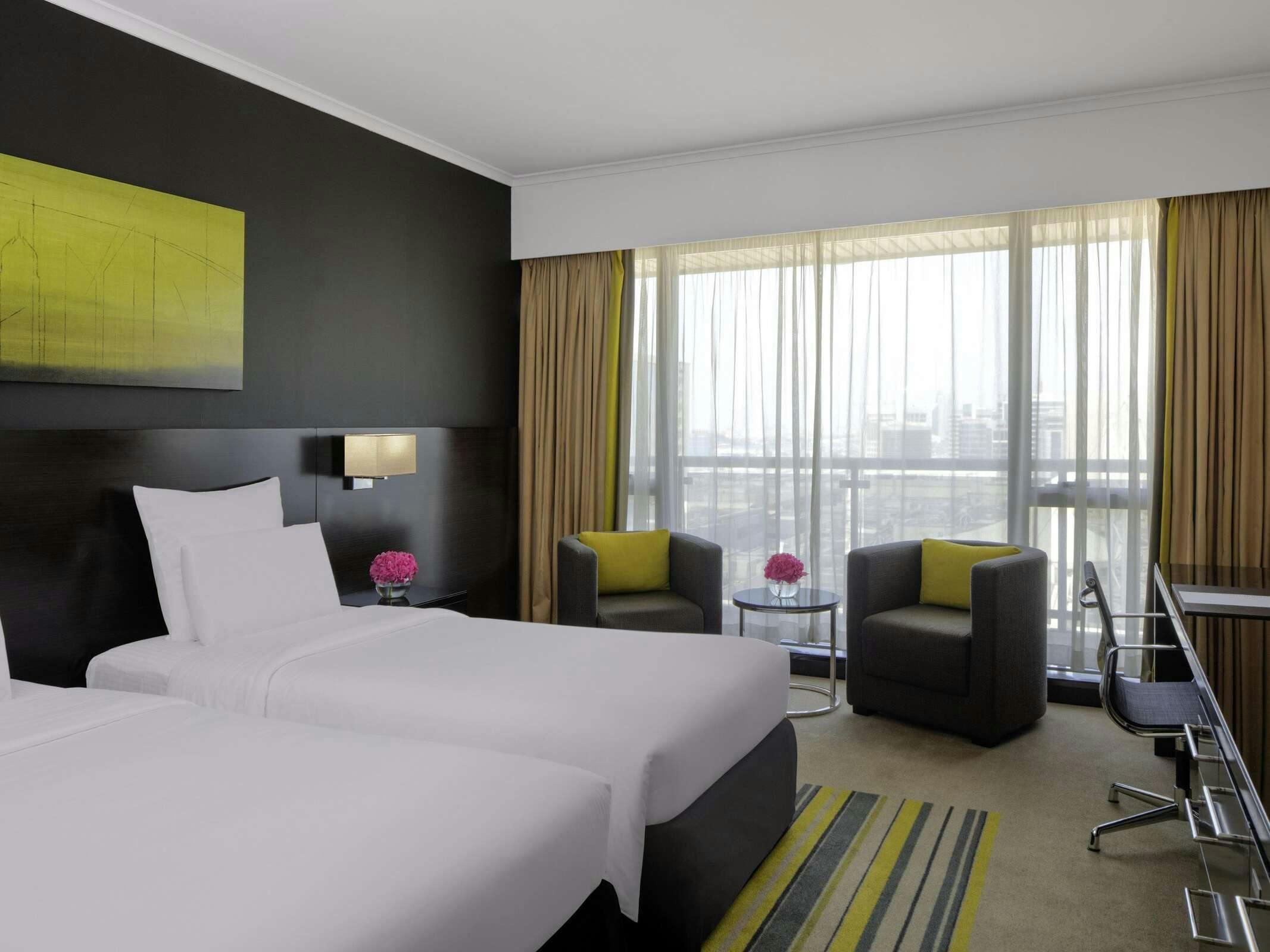Hotel PULLMAN DUBAI CREEK CITY CENTRE photo 4