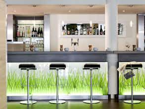 Hotel ibis Berlin Dreilinden photo 2