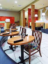 Hotel Holiday Inn Batesville photo 3