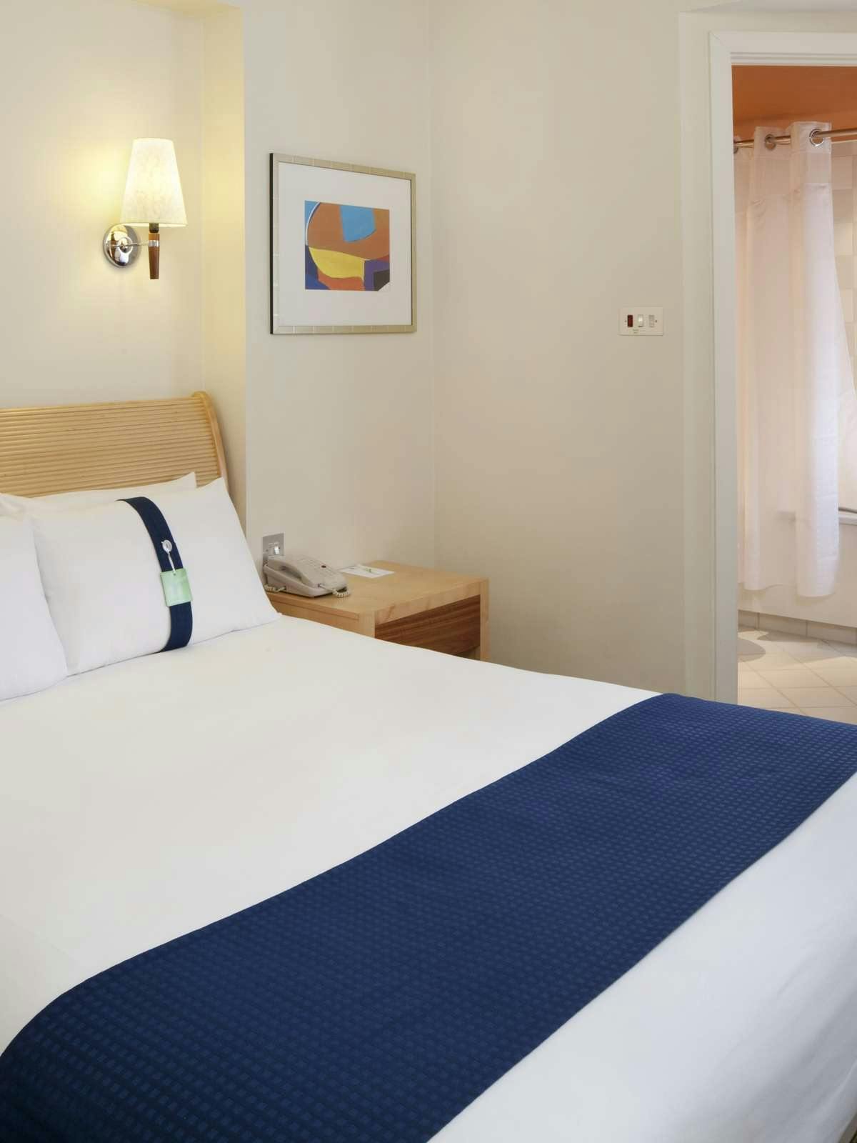 Hotel Holiday Inn Basingstoke photo 1