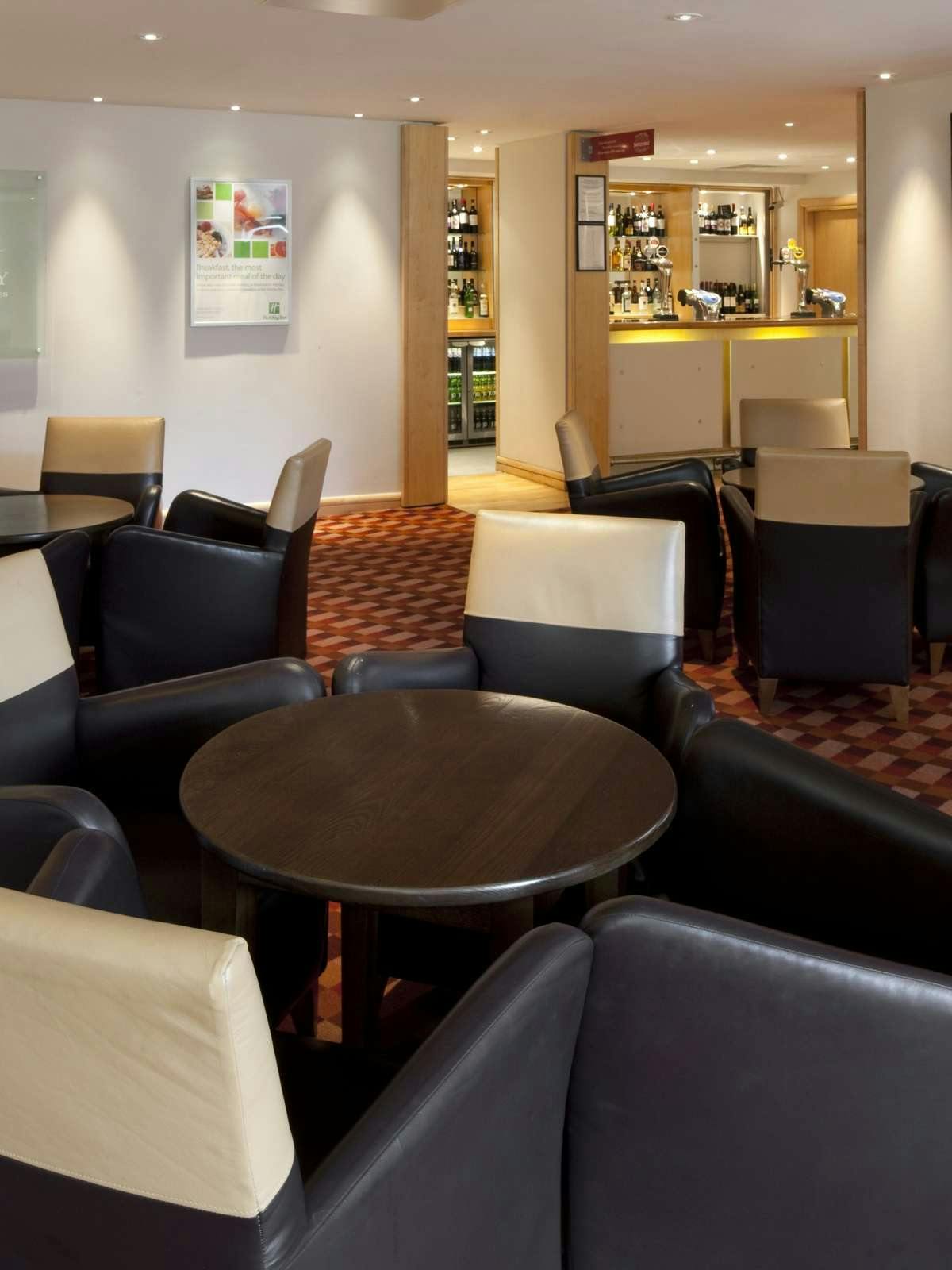 Hotel Holiday Inn Basingstoke photo 3